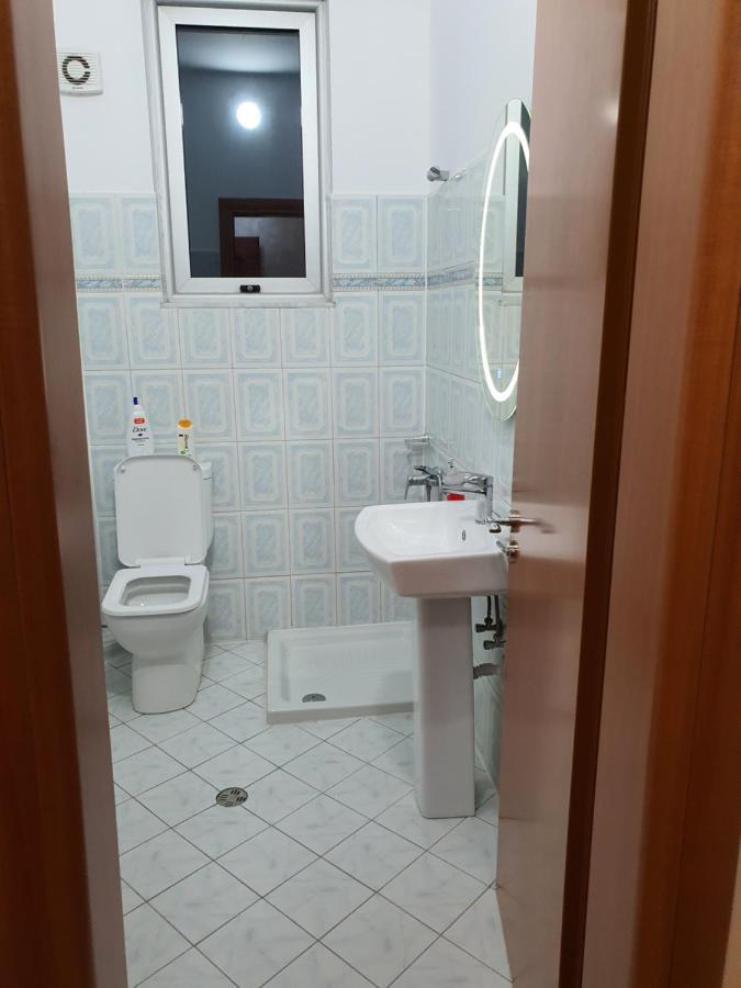 Kompleksi Gjoni Fier Exterior foto