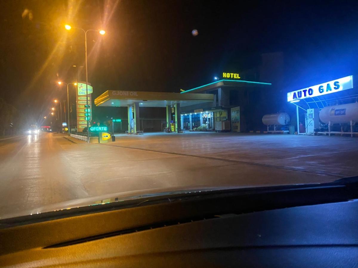 Kompleksi Gjoni Fier Exterior foto