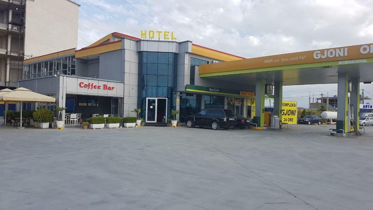 Kompleksi Gjoni Fier Exterior foto
